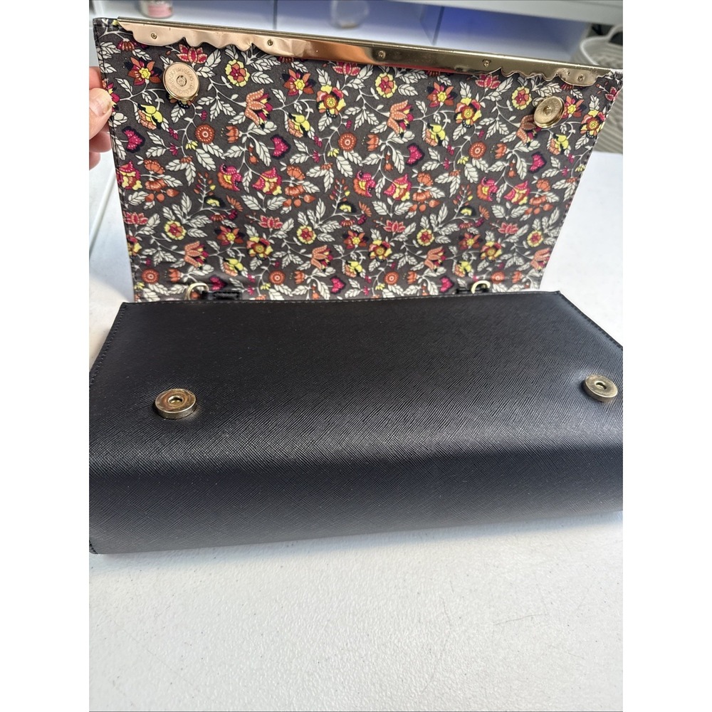 Magazine Cover celebrity inspired envelope Clutch - Picture 4 of 8